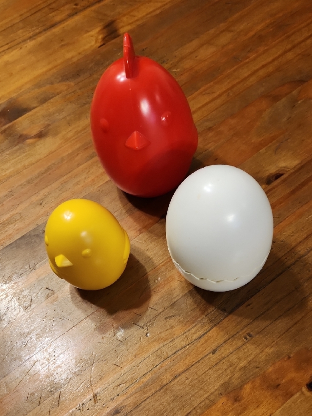 Chicken and Egg Nesting Measuring Cups - Picture 4 of 5